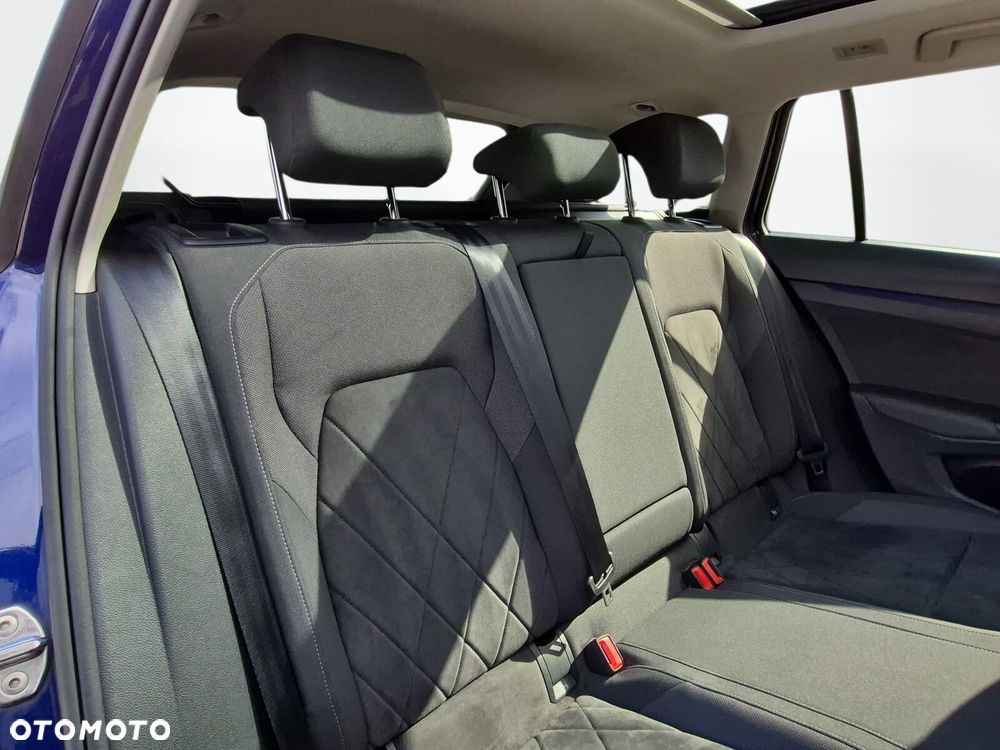 Volkswagen Golf Variant 2.0 TDI Life DSG - 17