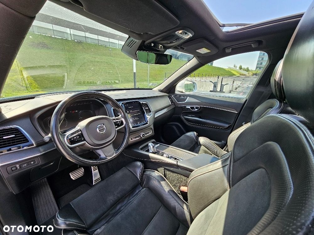 Volvo XC 90 T8 AWD Plug-In Hybrid R-Design 7os - 9