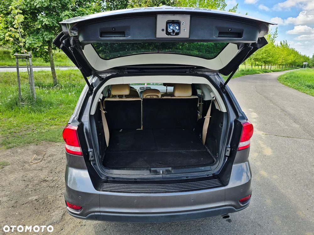 Fiat Freemont 2.0 Multijet Lounge AWD - 14