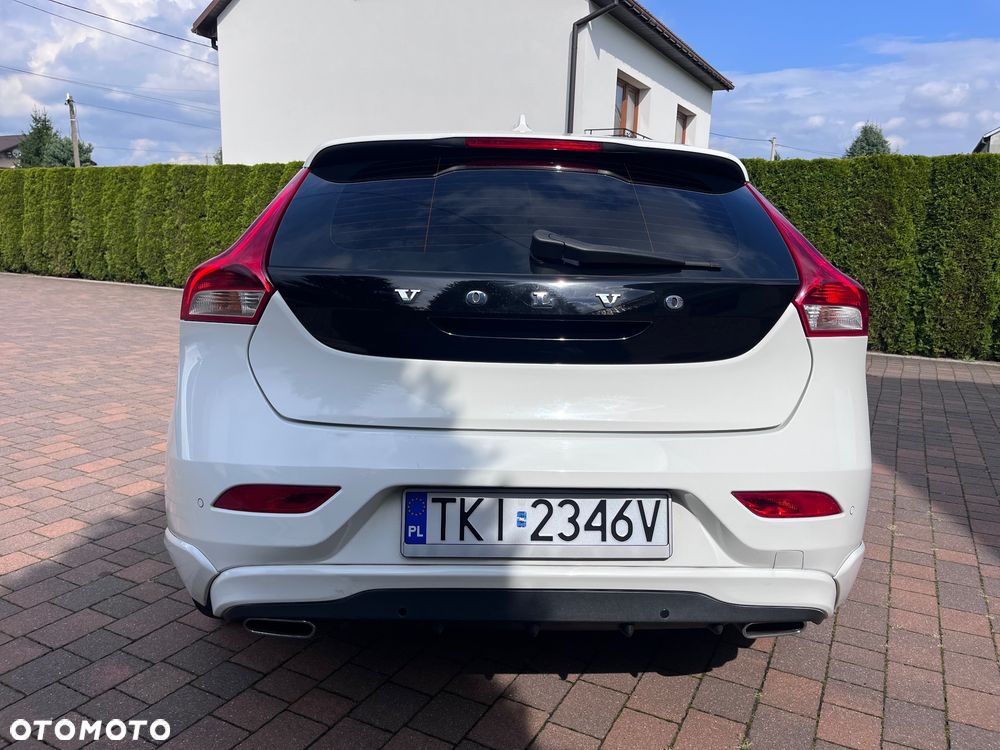 Volvo V40 D2 Drive-E Momentum - 33