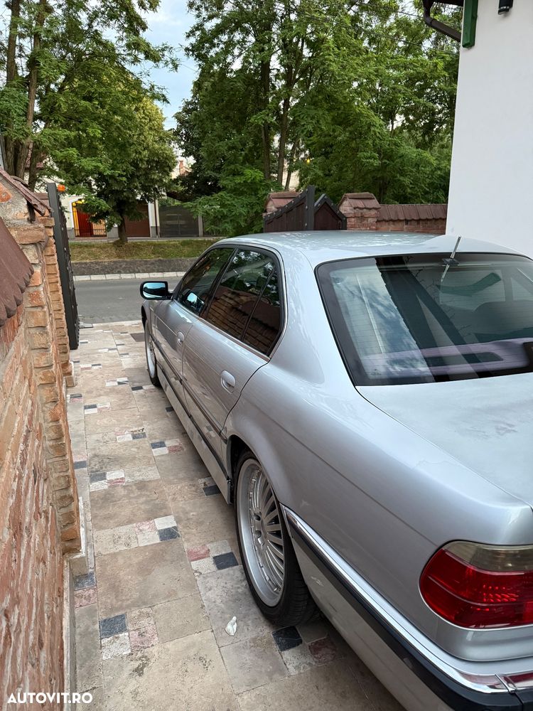 BMW Seria 7 - 9