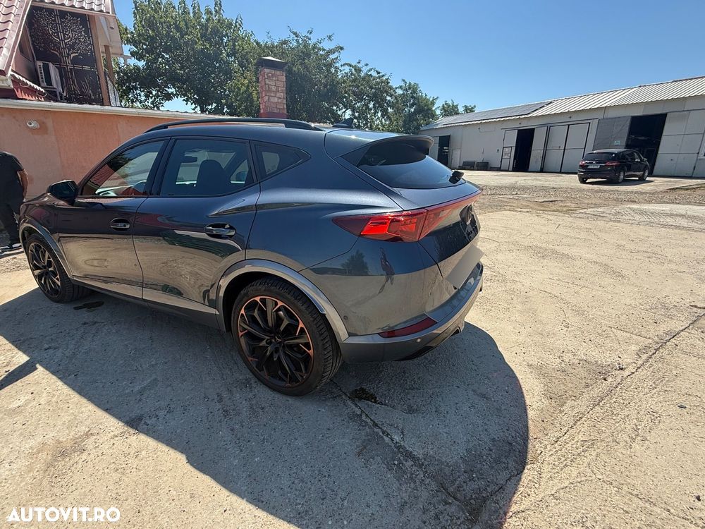 Cupra Formentor 1.4 e-HYBRID PHEV - 8