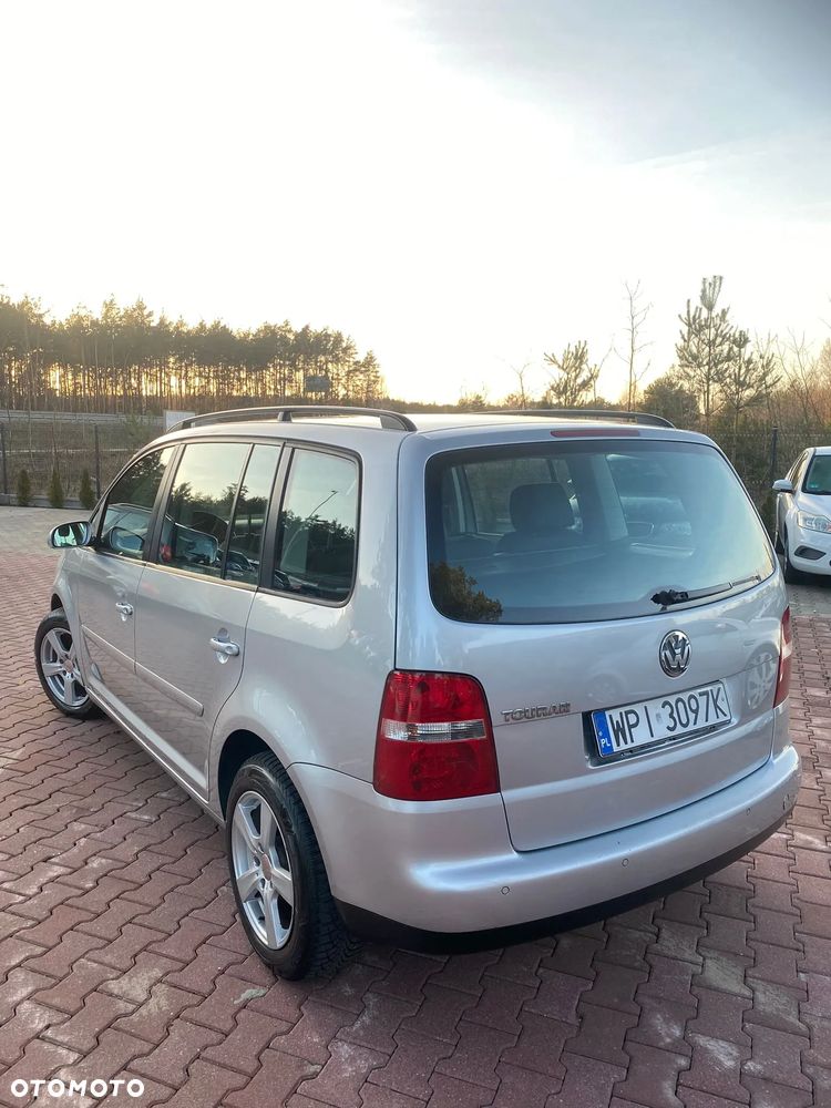 Volkswagen Touran 1.6 Trendline - 6
