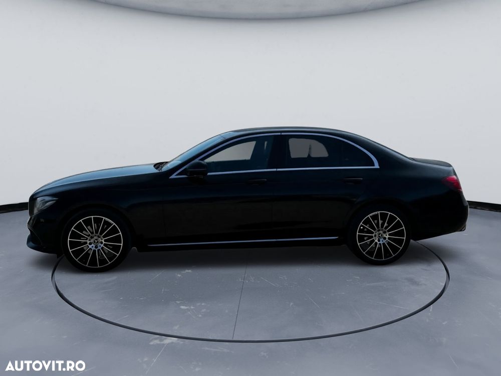 Mercedes-Benz E 220 d 4MATIC 9G-TRONIC Exclusive - 3