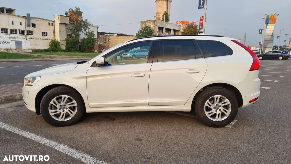 Volvo XC 60 D4 AWD Momentum - 1