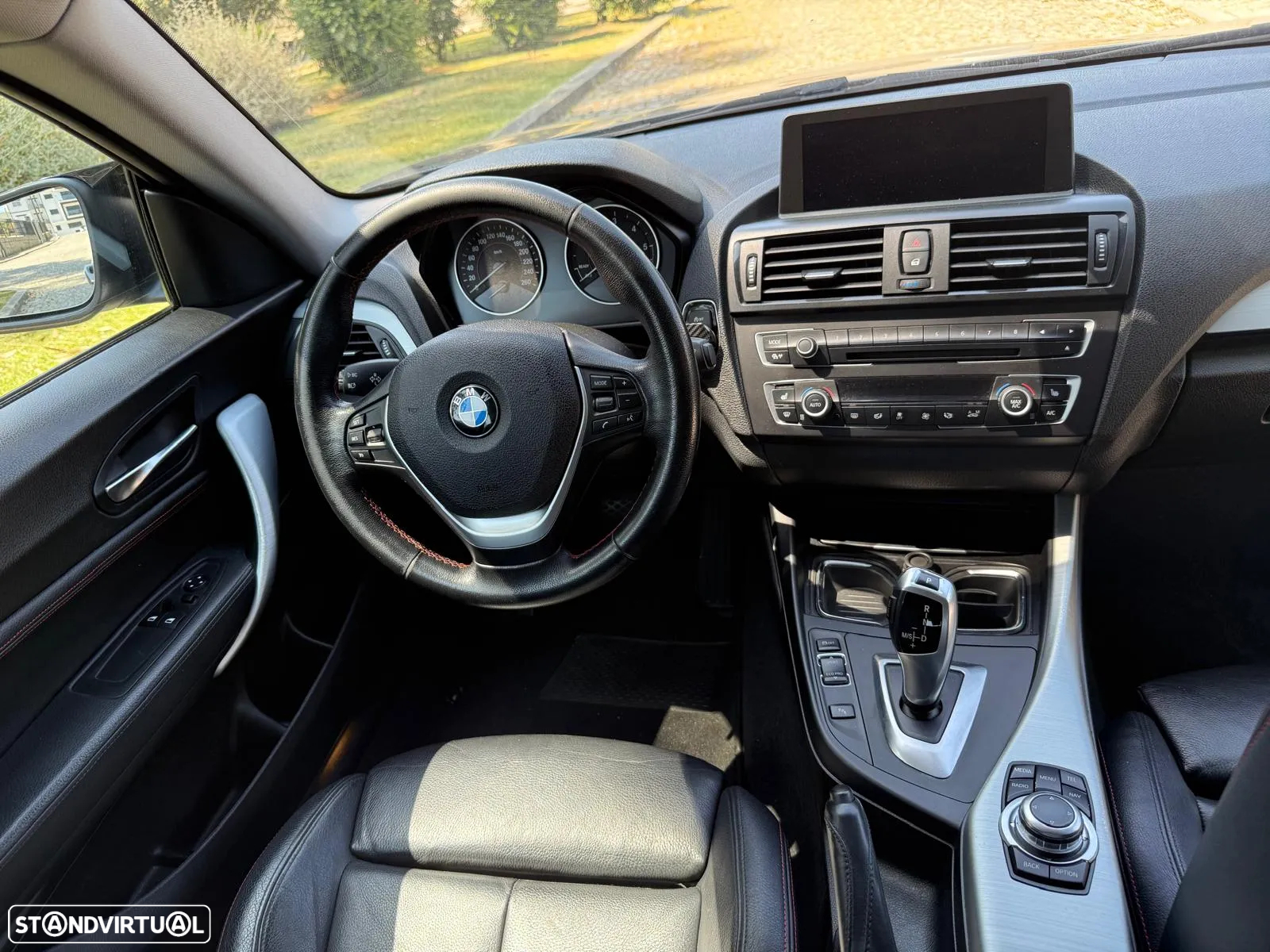 BMW 118 d Aut. Sport Line - 14
