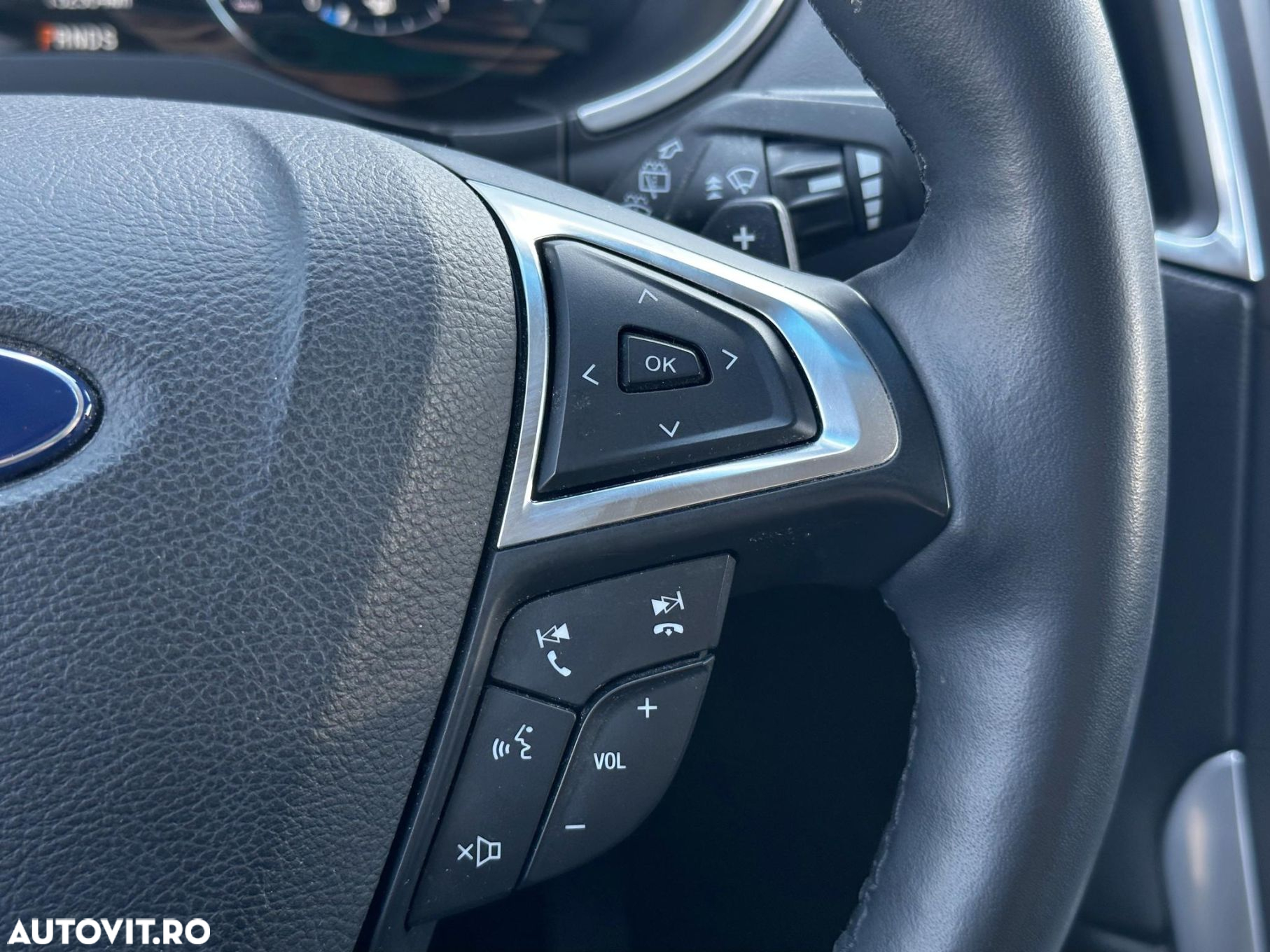 Ford Edge - 18
