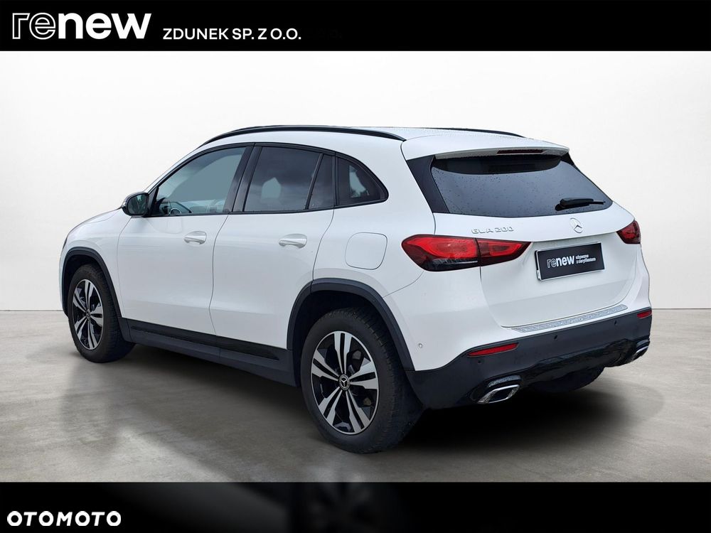 Mercedes-Benz GLA 200 mHEV 7G-DCT - 4