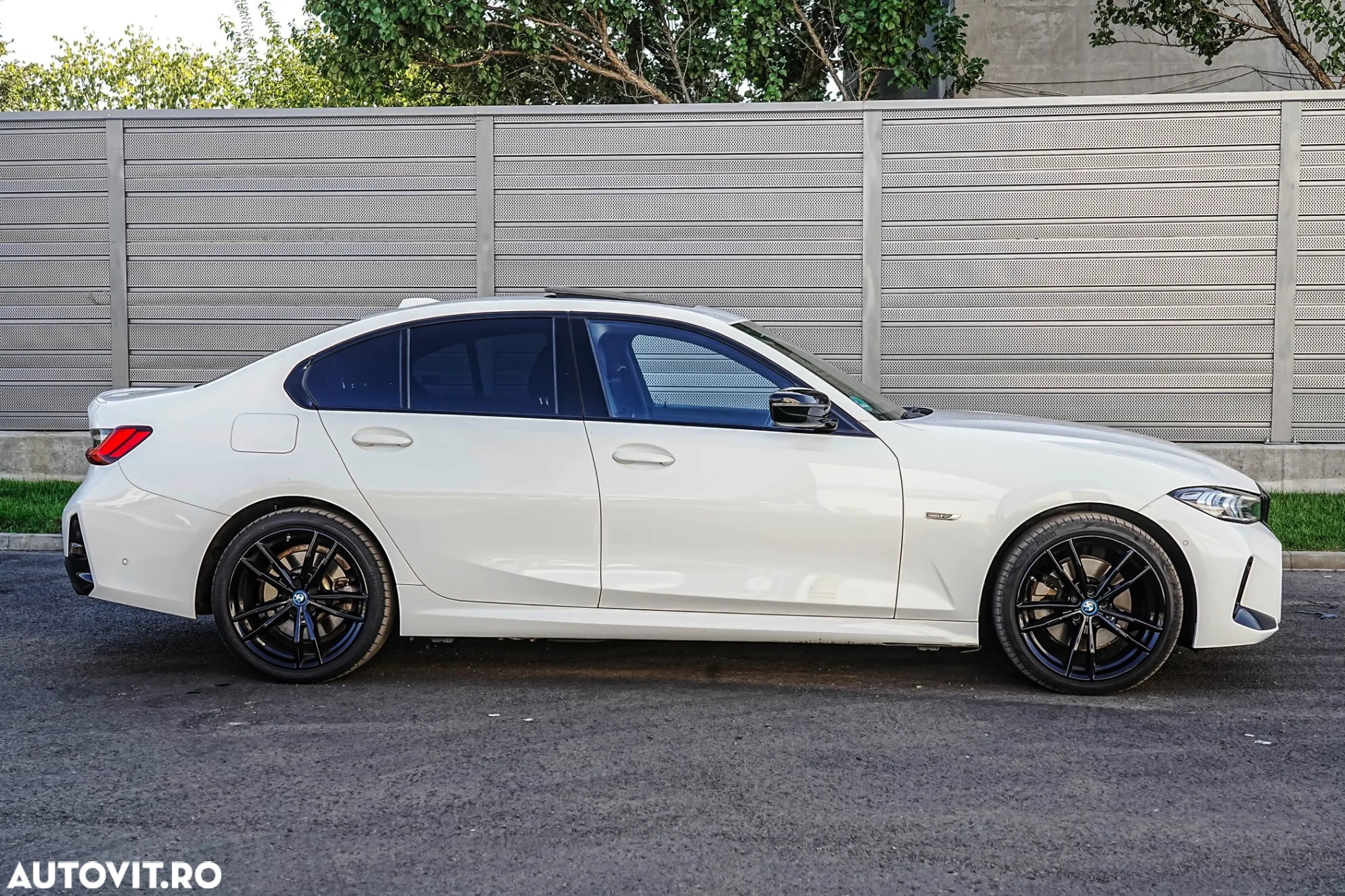 BMW Seria 3 320e Aut. M Sport - 15