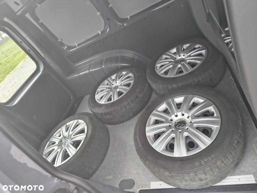 Volkswagen Caddy 2.0 TDI Comfortline - 15