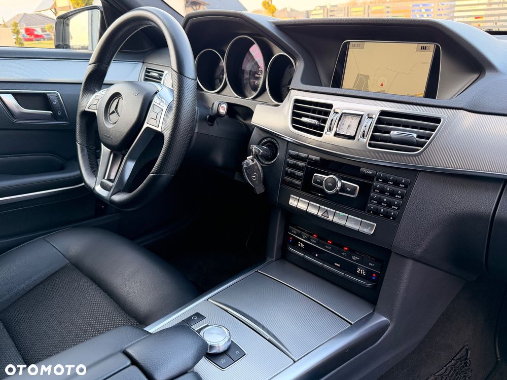 Mercedes-Benz Klasa E 220 CDI 7G-TRONIC Avantgarde - 22