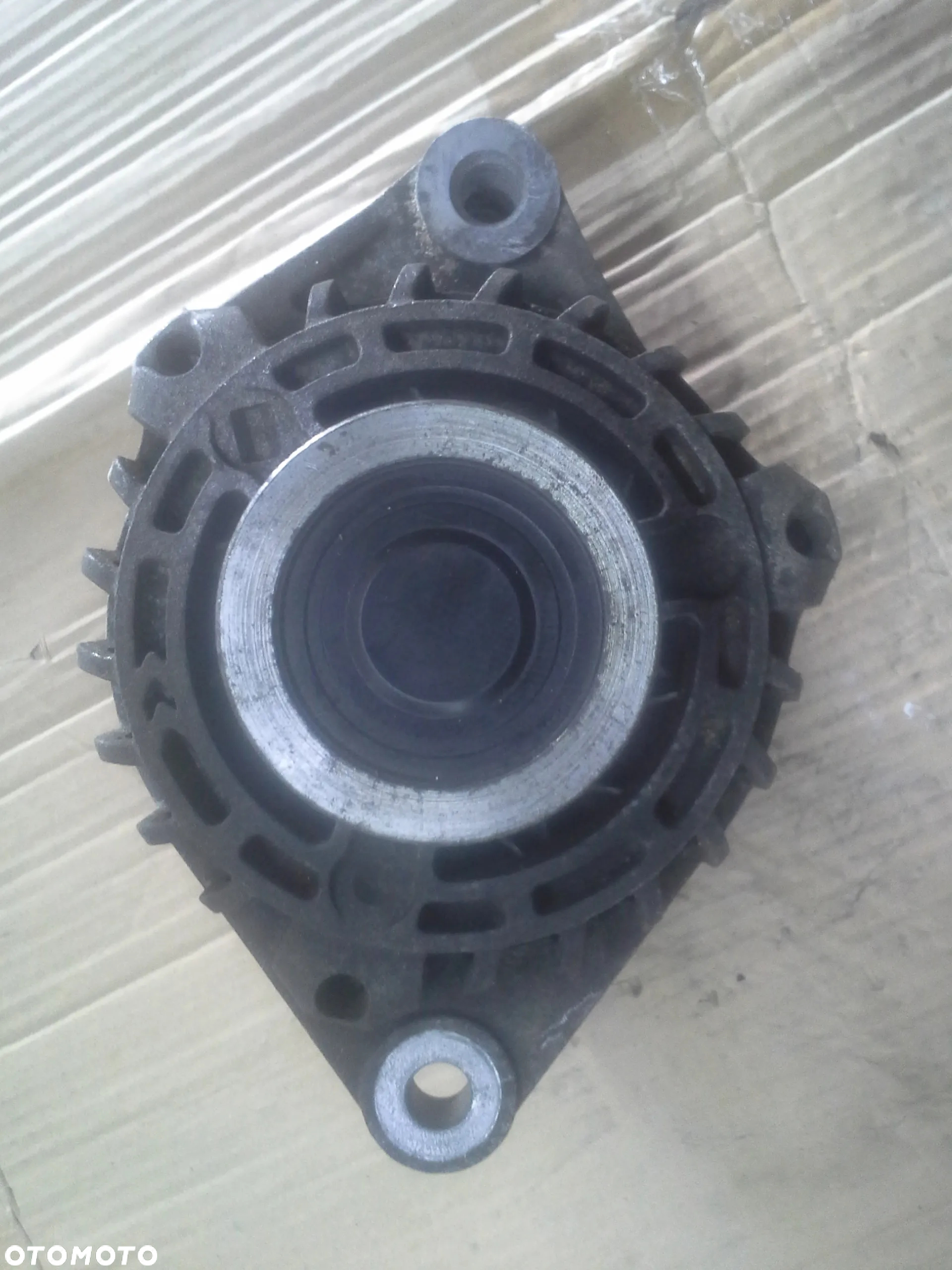 Opel Astra H Vectra C Zafira B 1.9 CDTi alternator Denso 13153236 - 7