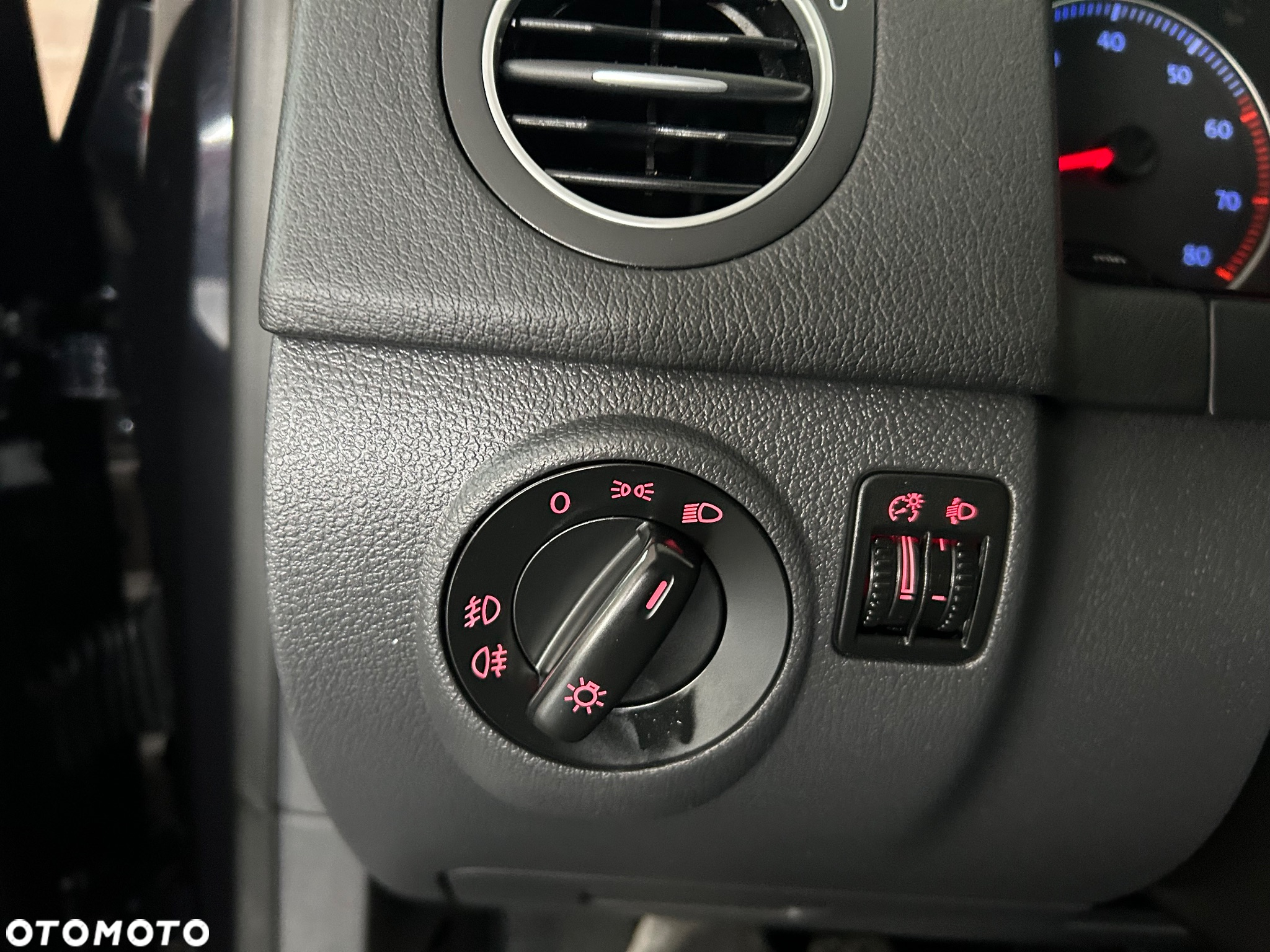 Volkswagen Golf Plus 1.4 FSI Comfortline - 33