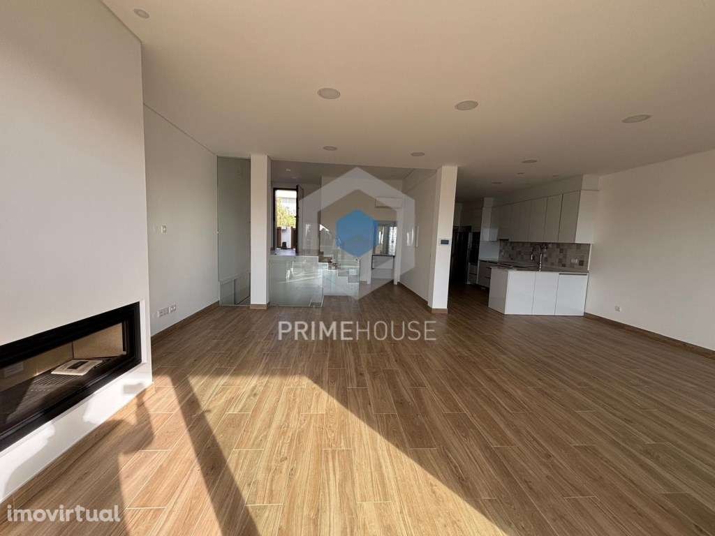 Moradia T3 Moderna e Luxuosa em Mexilhoeira Grande, Portimão - Grande imagem: 4/38