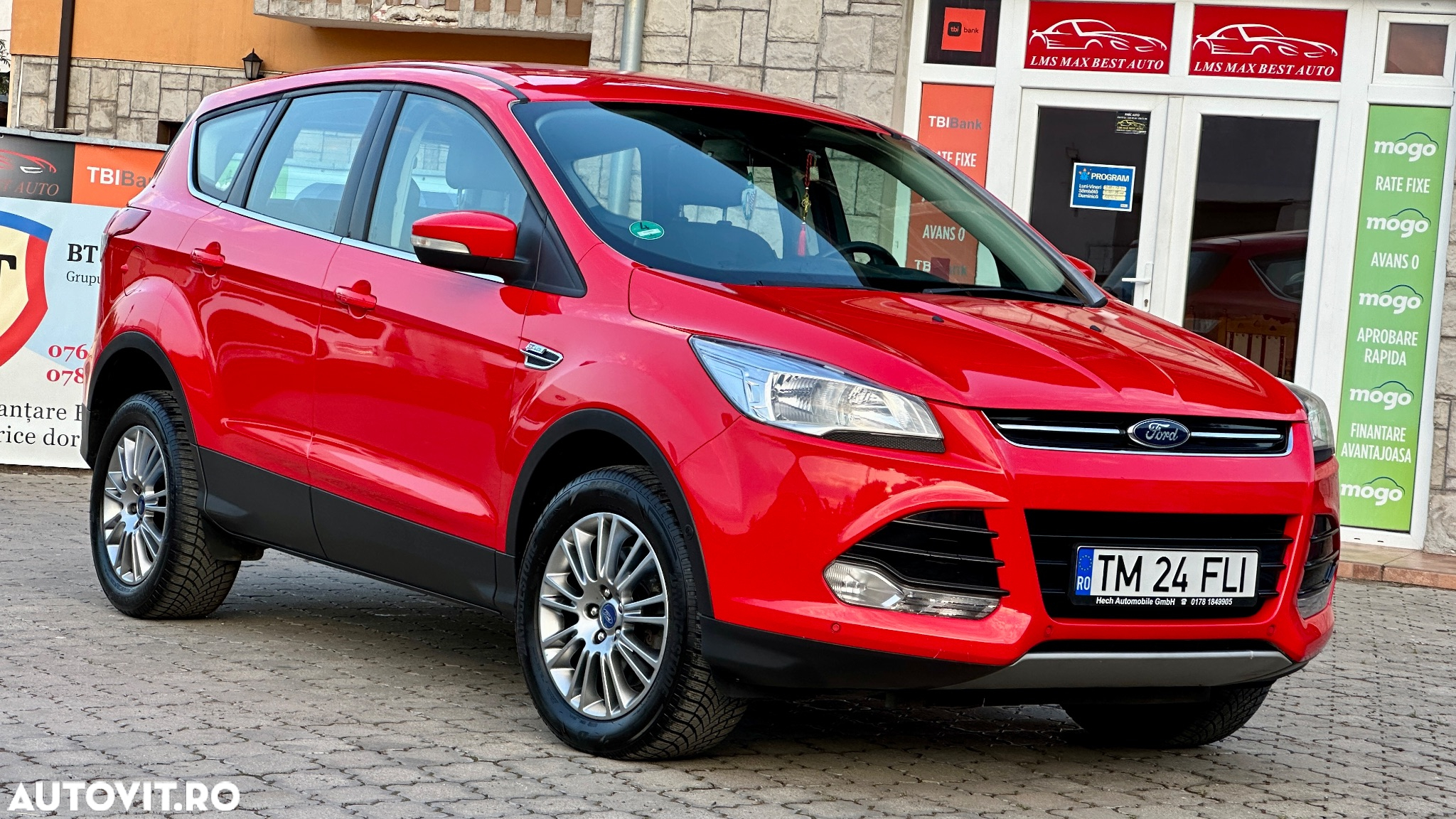 Ford Kuga - 12