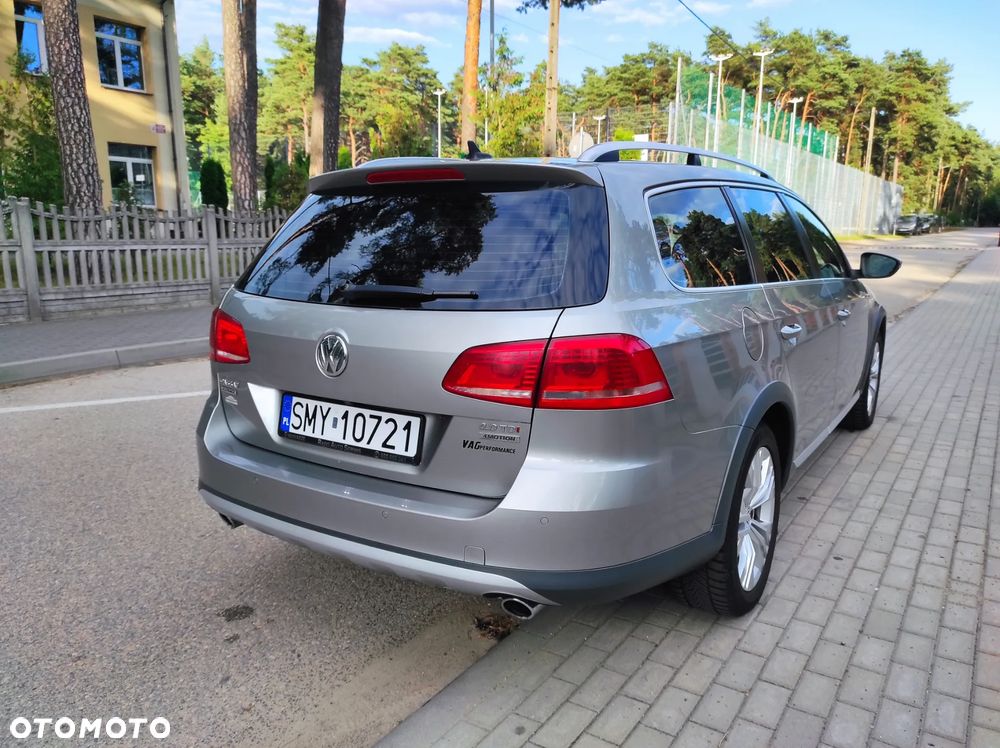 Volkswagen Passat 2.0 TDI BMT 4Mot Highline DSG - 20