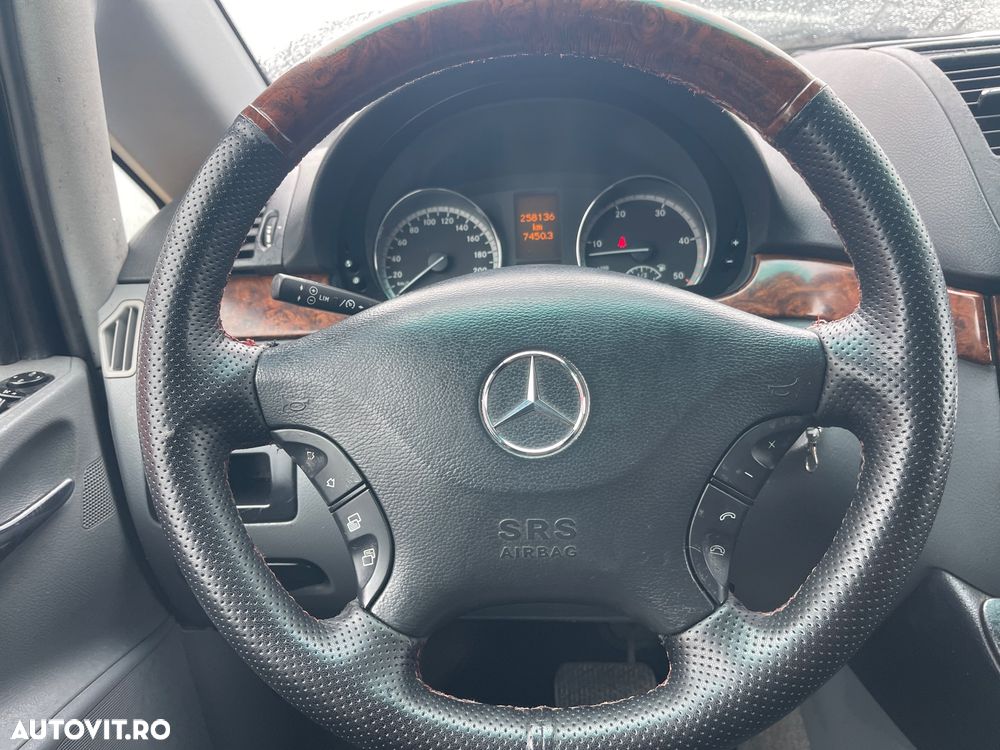 Mercedes-Benz Viano 3.0 CDI kompakt Automatik Fun DPF - 33