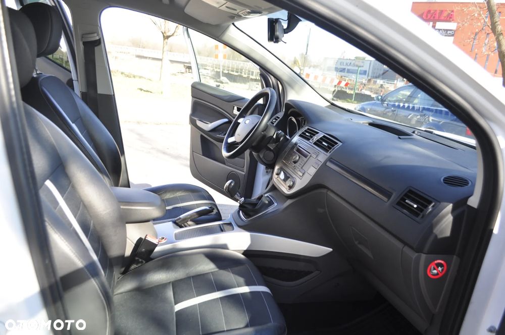 Ford Kuga 2.0 TDCi Trend - 13