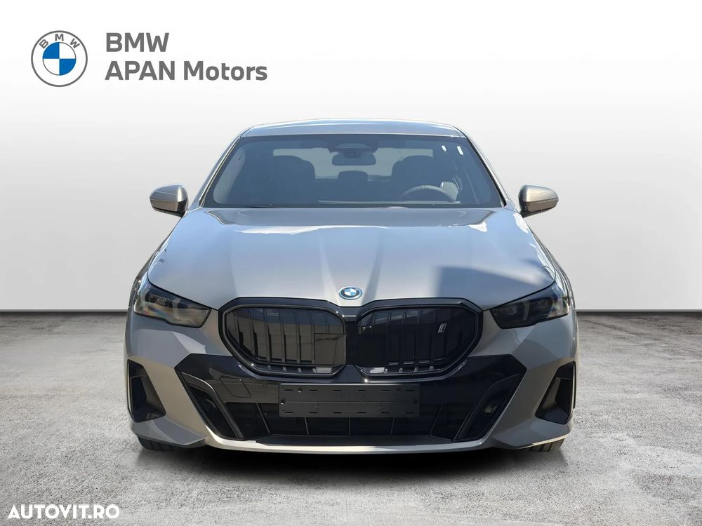 BMW i5 eDrive40 - 3
