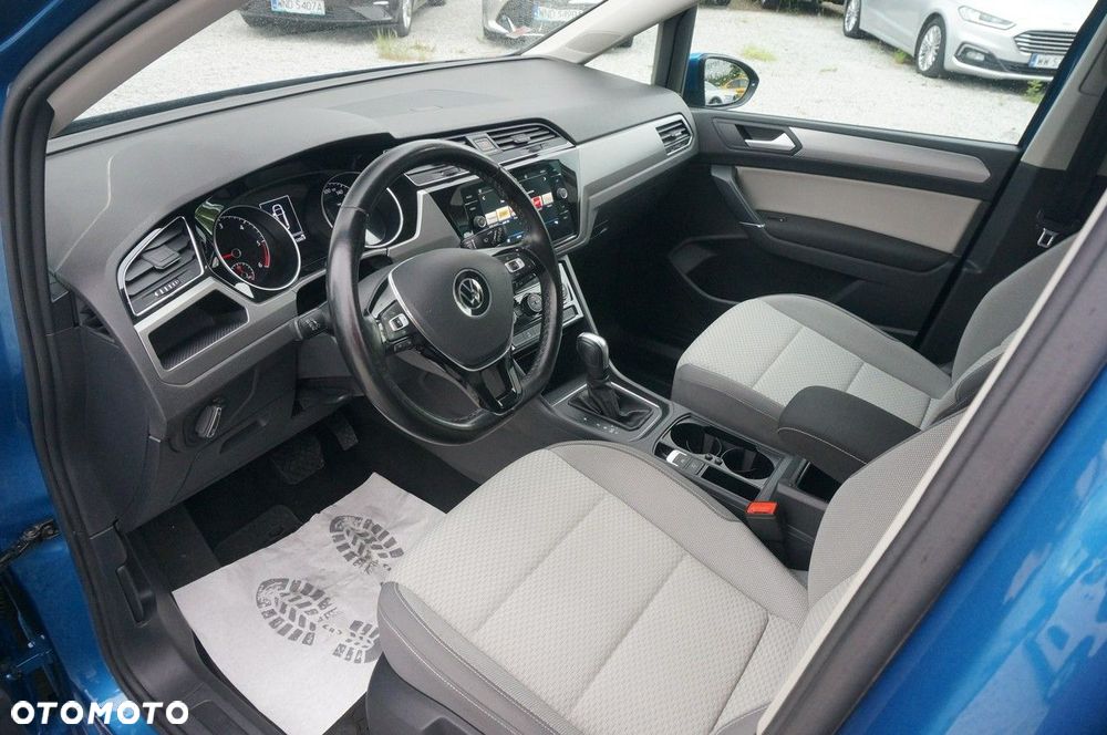 Volkswagen Touran 2.0 TDI BMT Comfortline DSG - 19