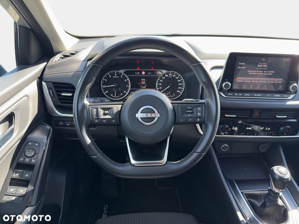 Nissan Qashqai - 25