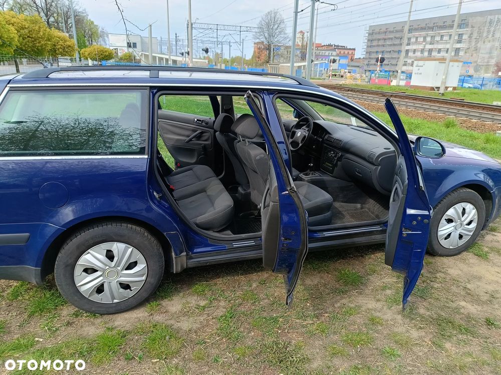 Volkswagen Passat 1.9 TDI Comfortline - 8