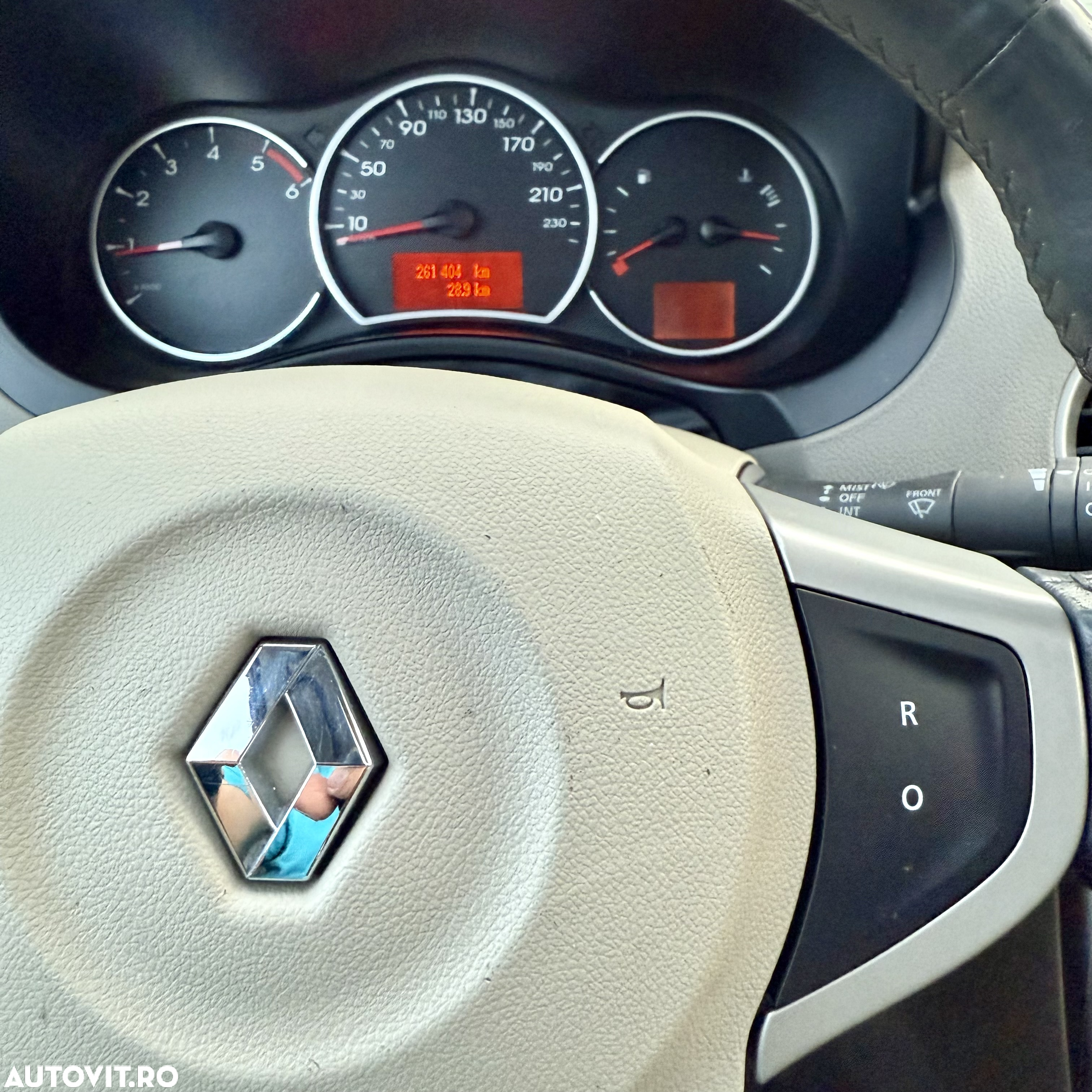 Renault Koleos 2.0 dCI FAP 4x4 Luxe - 8