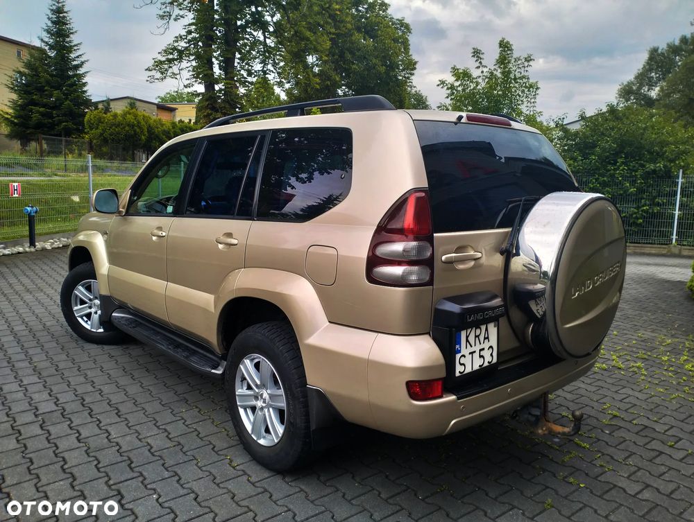 Toyota Land Cruiser 3.0 D Luna Comfort - 3