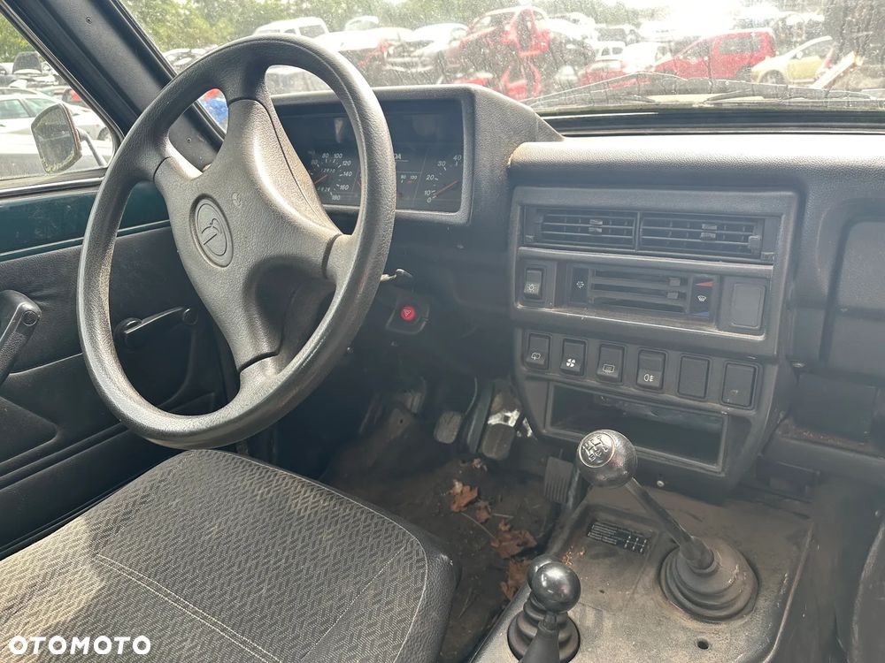 Lada Niva na części - 16