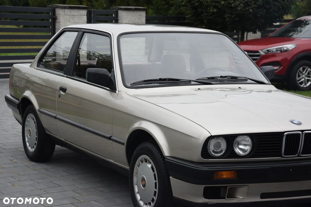 BMW Seria 3 - 26