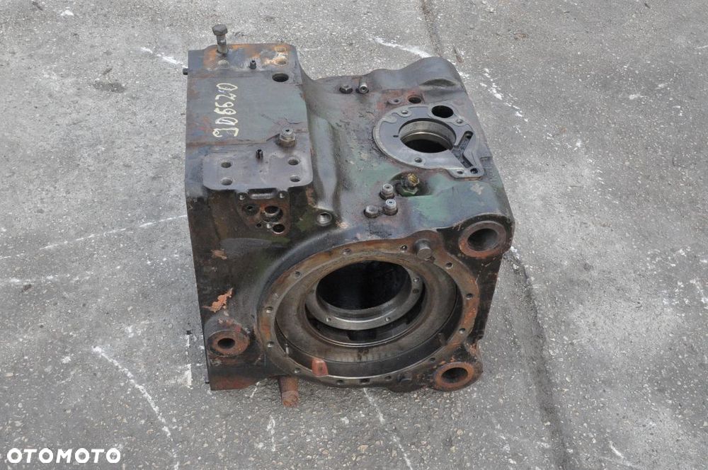 OBUDOWA MOSTU JOHN DEERE 6620 L115484 L115485 - 3