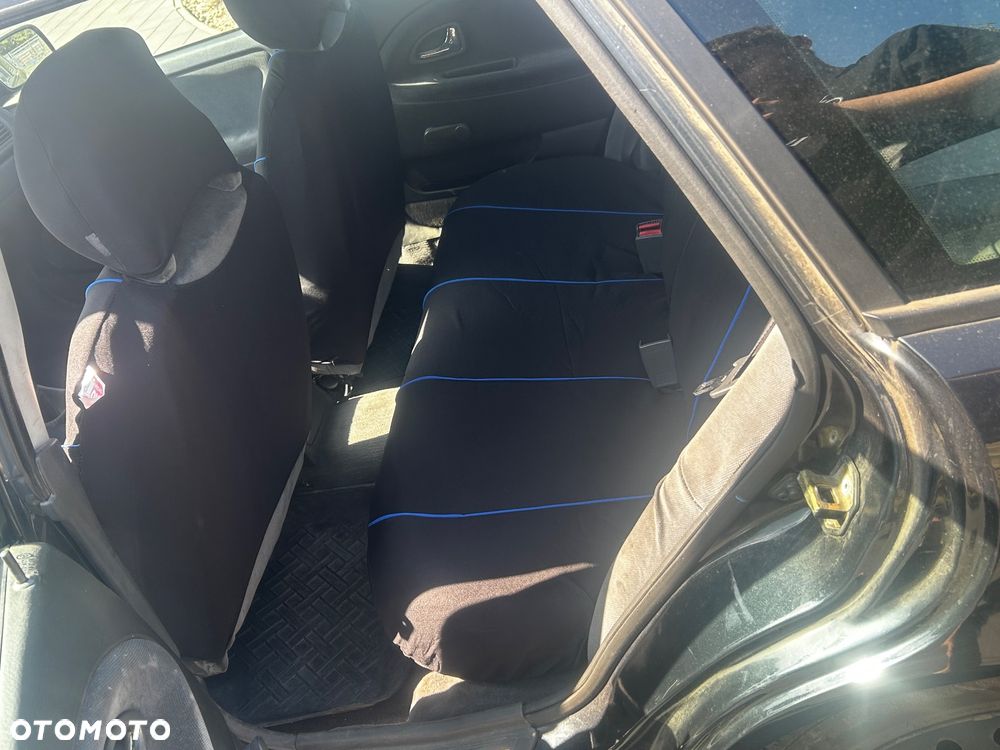 Volvo V40 1.9D - 6