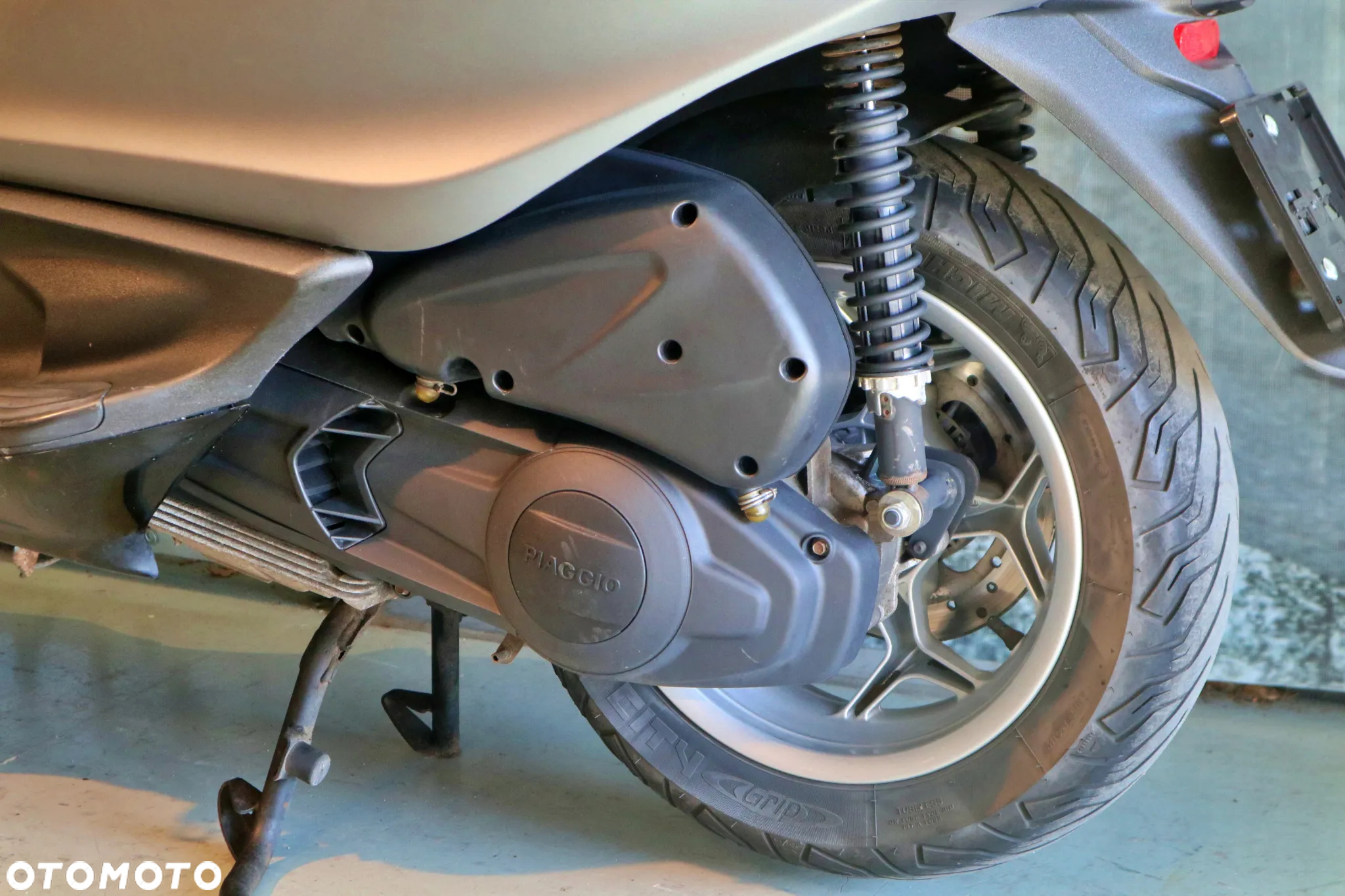 Piaggio X10 - 6