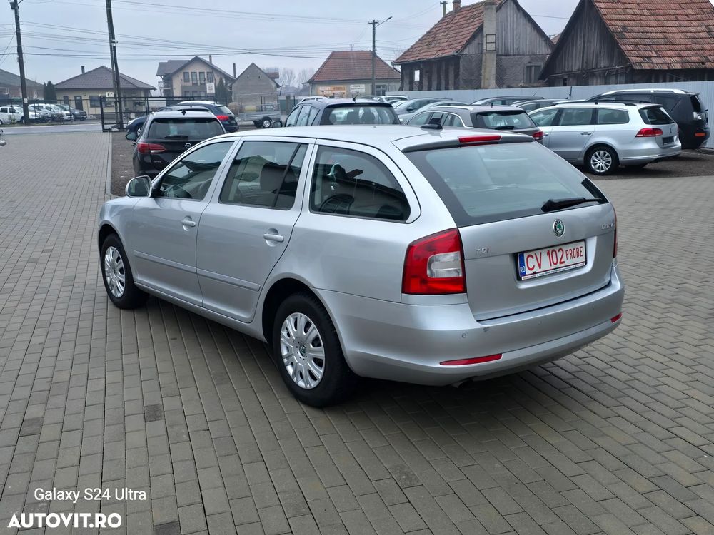 Skoda Octavia 2.0 TDI DPF Ambition - 4