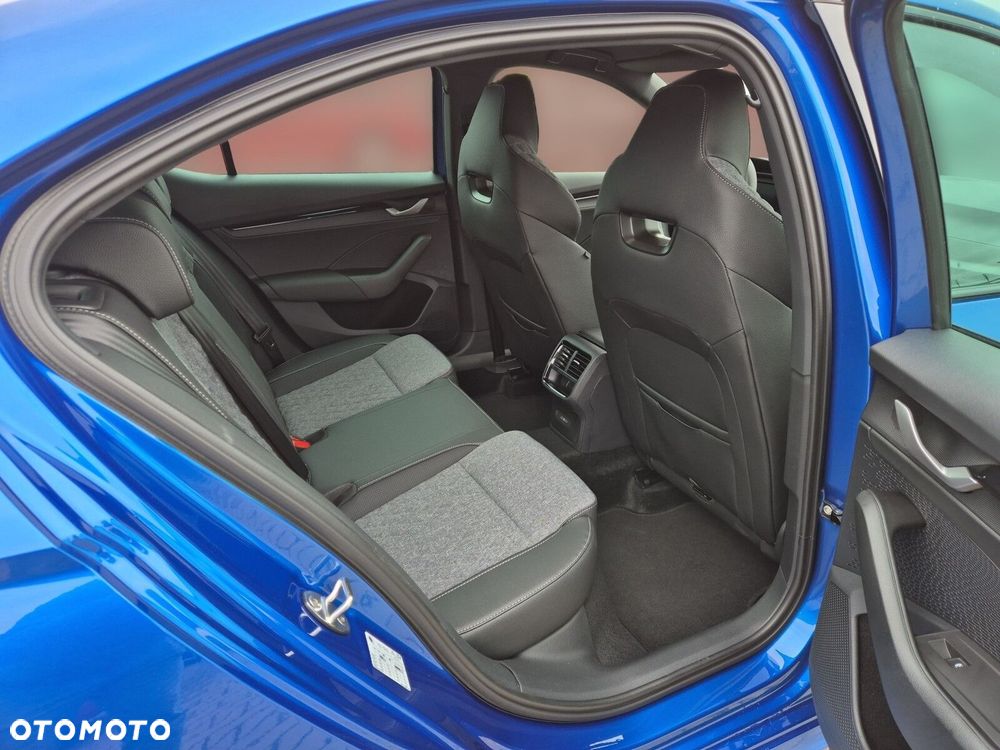 Skoda Octavia 1.5 TSI mHEV Sportline DSG - 17