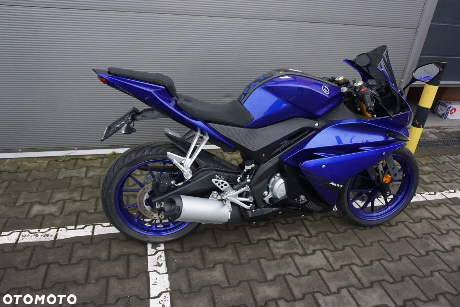 Yamaha YZF - 3