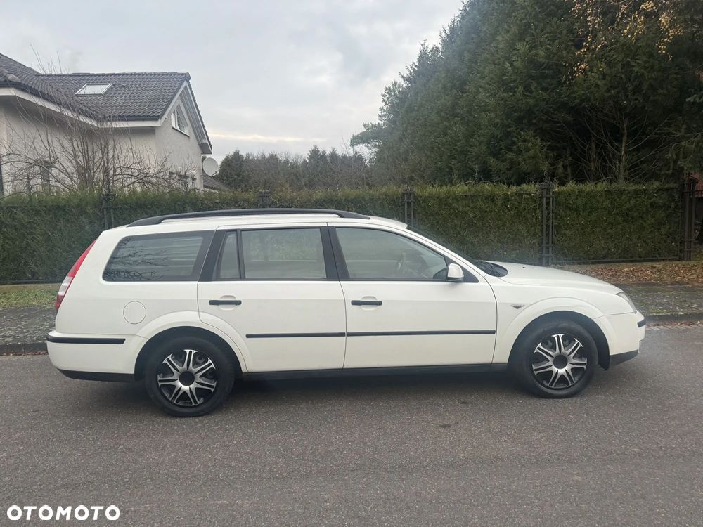 Ford Mondeo 2.0 Ambiente - 7