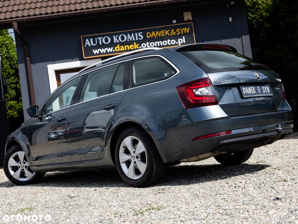 Skoda Octavia 2.0 TSI DSG Ambition - 2
