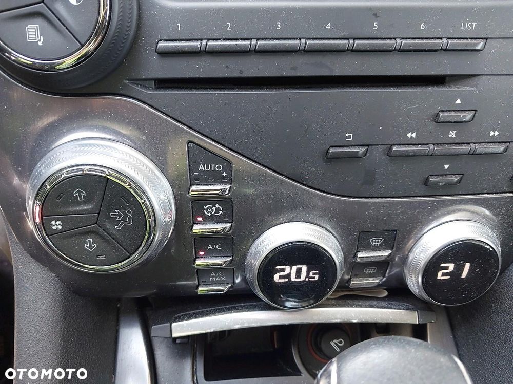 Citroën DS5 2.0 BlueHDi SportChic - 14