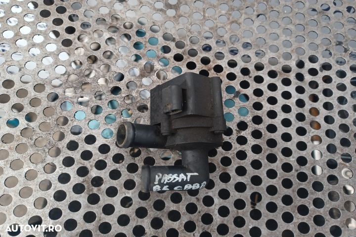 Pompa recirculare apa Volkswagen VW Passat B6  [din 2005 pana  2010] - 1
