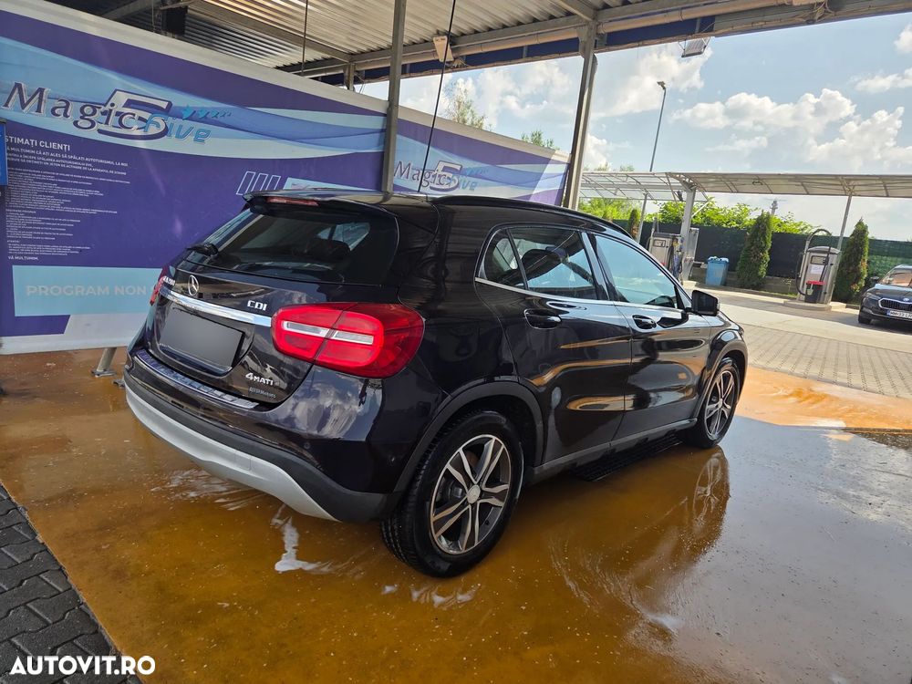 Mercedes-Benz GLA 200 CDI 4MATIC Aut. - 1