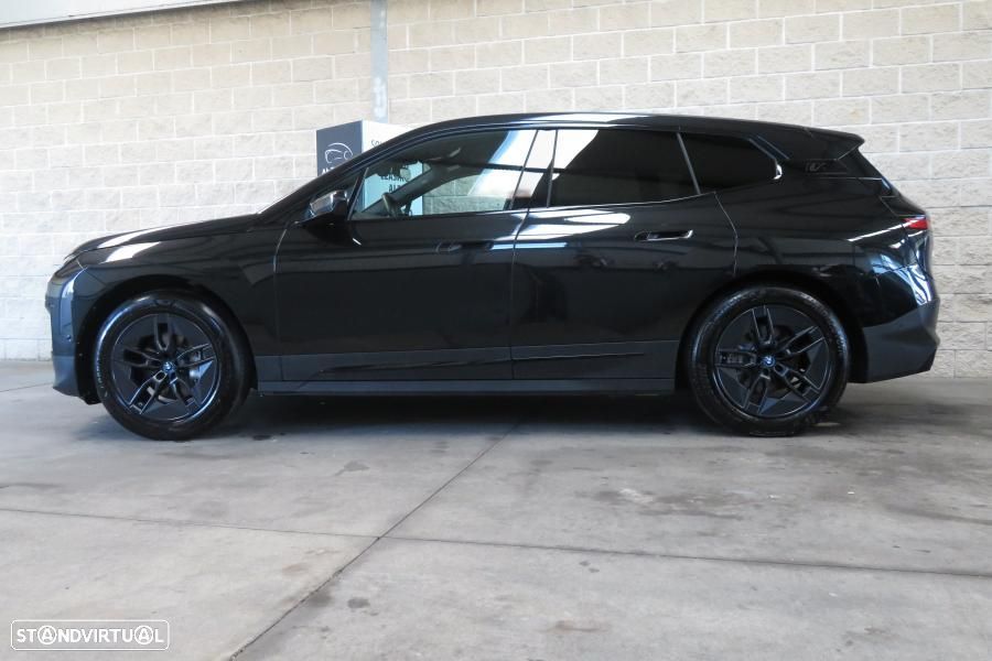 BMW iX xDrive 40 - 3