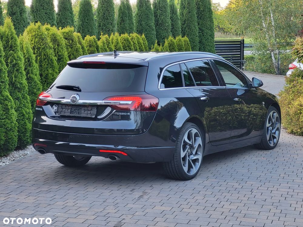 Opel Insignia 2.0 SIDI Turbo 4x4 Sport - 4