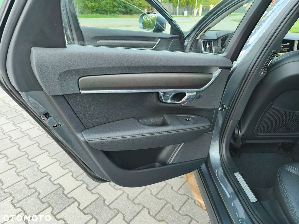 Volvo V90 Cross Country D4 AWD Geartronic Pro - 34