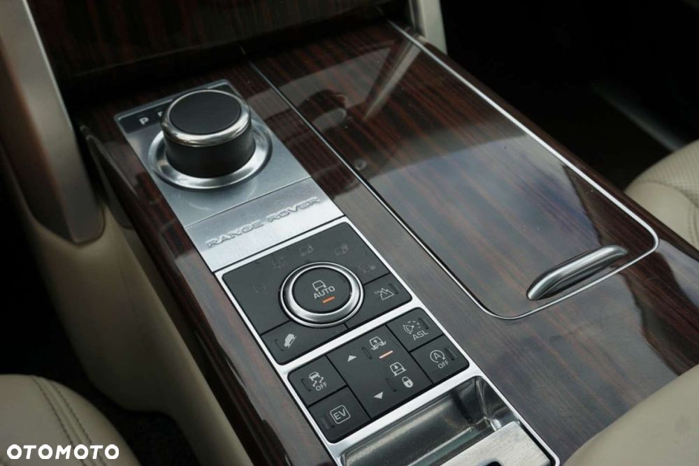 Land Rover Range Rover - 22