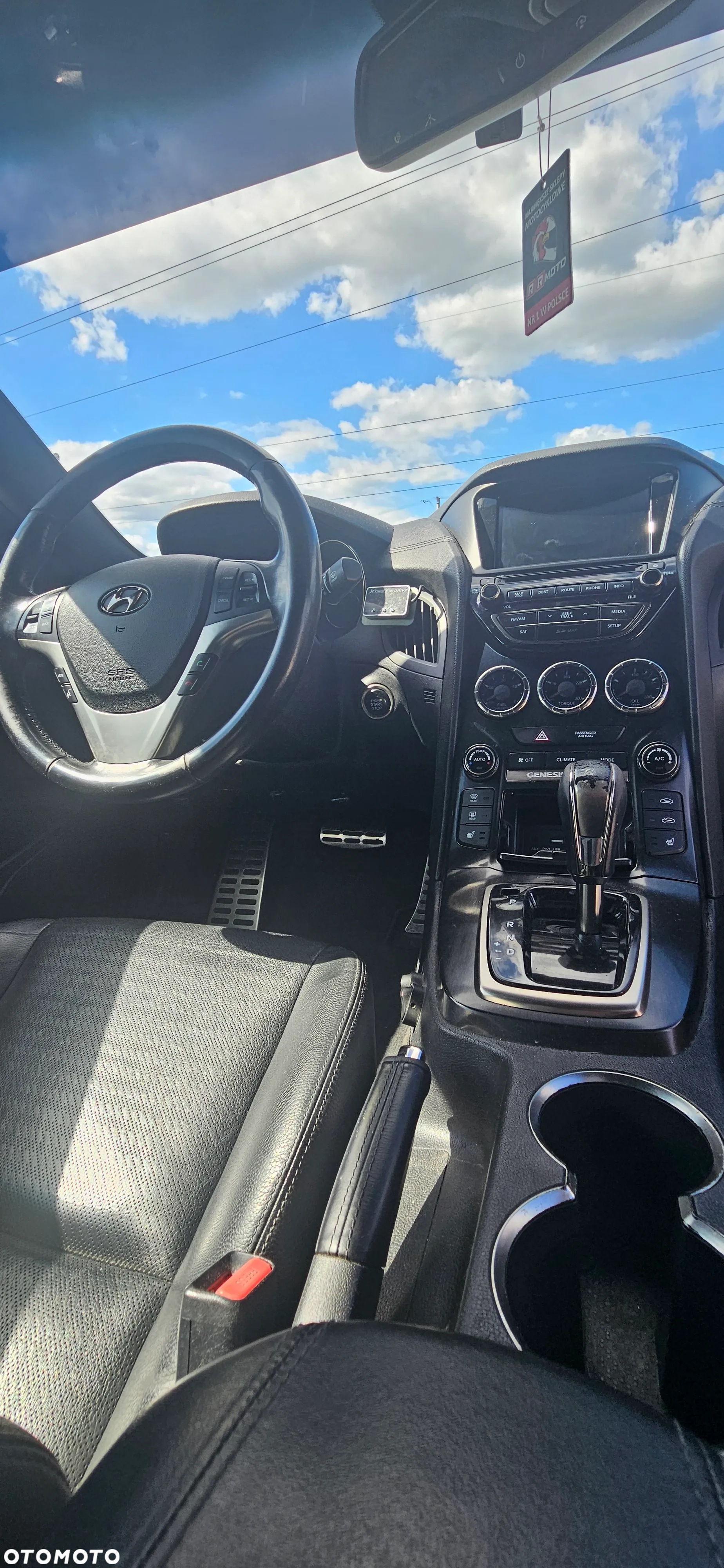 Hyundai Genesis Coupe 3.8 V6 Executive - 15