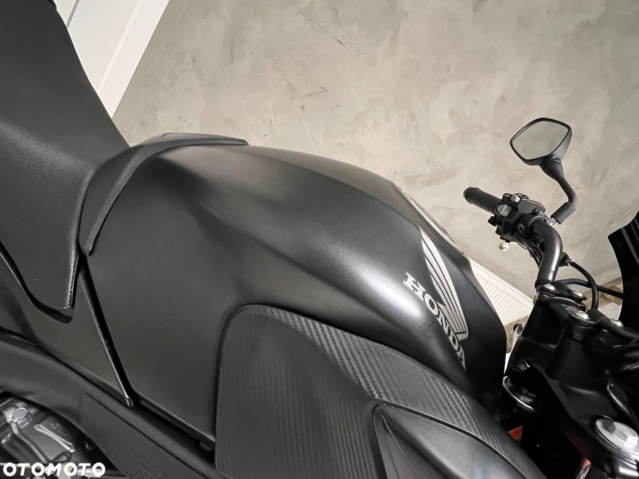 Honda CB - 4
