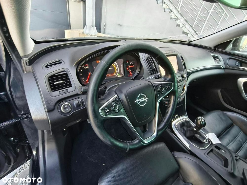 Opel Insignia - 11