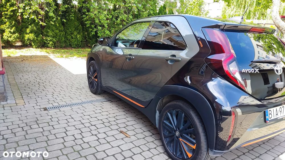 Toyota Aygo X 1.0 VVT-i Limited CVT - 8