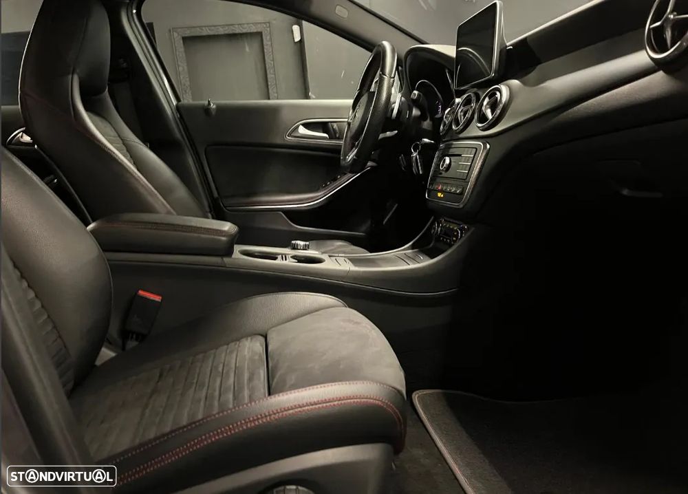 Mercedes-Benz GLA 220 CDI 4Matic 7G-DCT AMG Line - 11